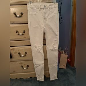 American Eagle white ripped jeans